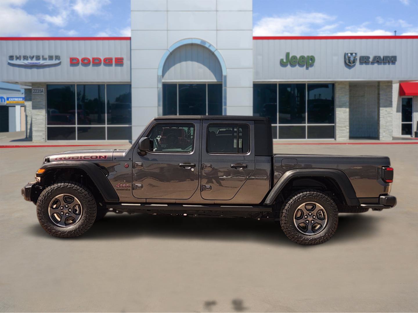 Used 2023 Jeep Gladiator Rubicon w/ LED Lighting Group AWD/4WD image 3