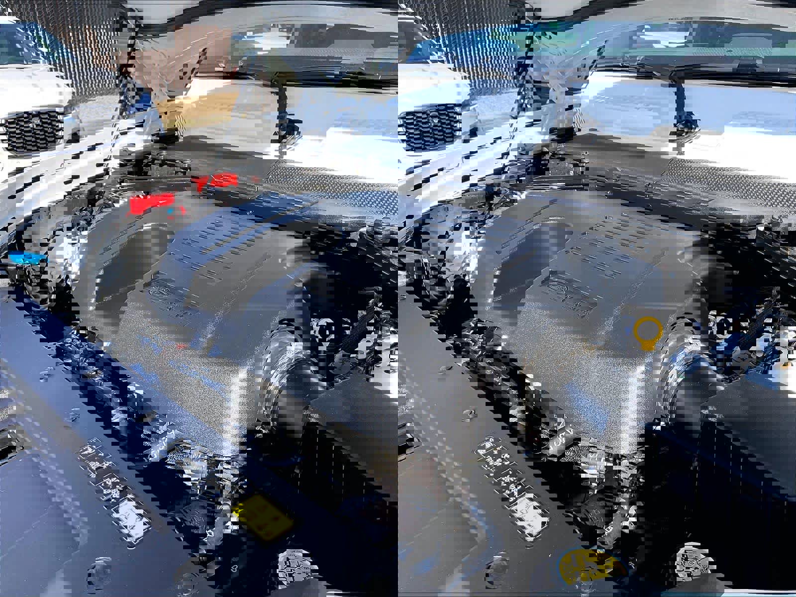 Used 2023 Land Rover Defender 130 X-Dynamic SE image 34