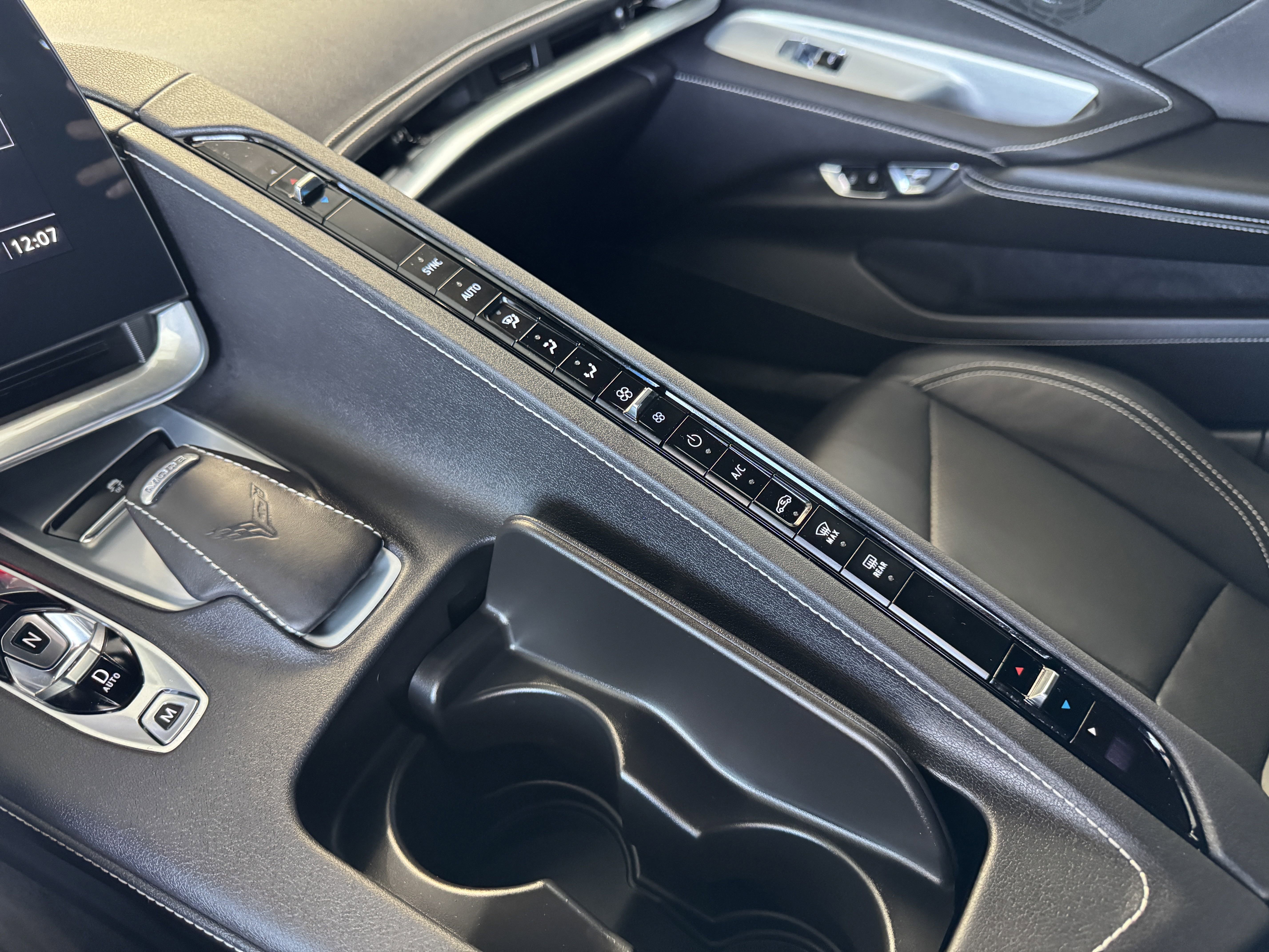 Certified 2021 Chevrolet Corvette Stingray Coupe w/ 1LT image 26