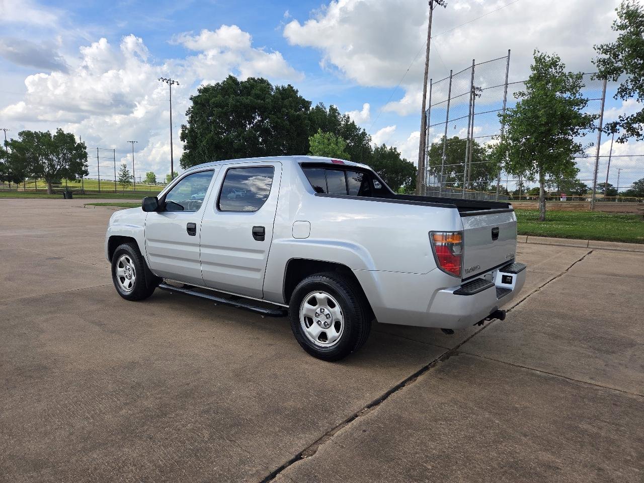 Used 2008 Honda Ridgeline RT image 6