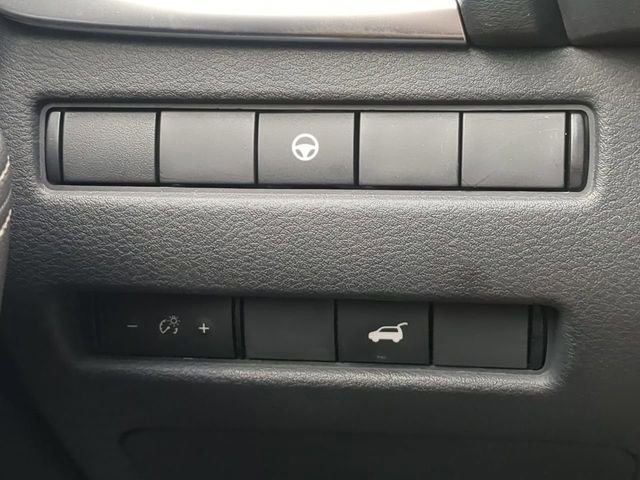 Used 2023 Nissan Rogue SL w/ SL Premium Package image 29