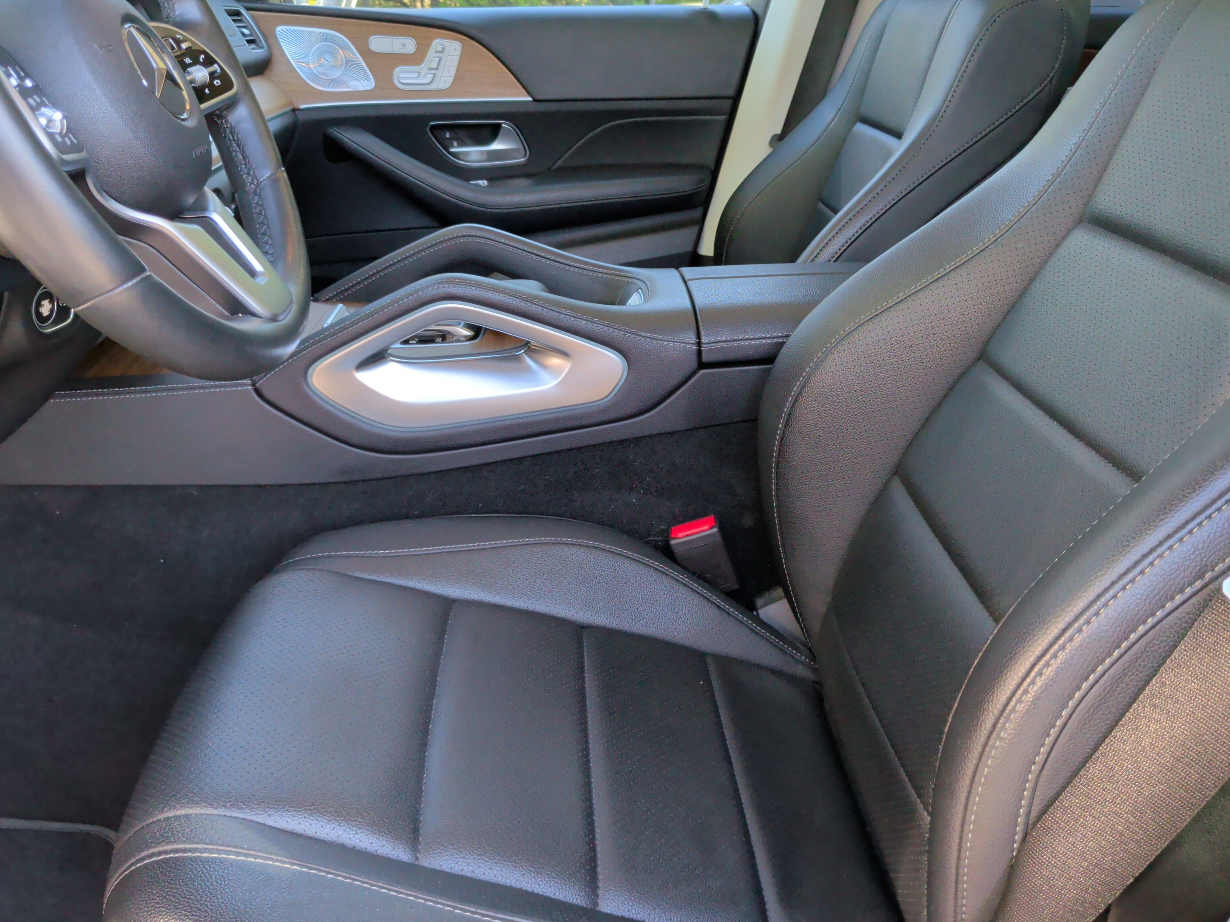 Used 2020 Mercedes-Benz GLS 450 4MATIC image 26
