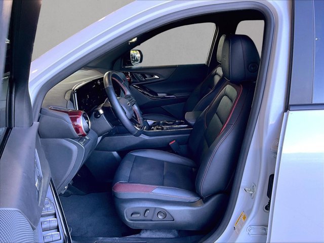 Used 2025 Chevrolet Equinox RS FWD image 27