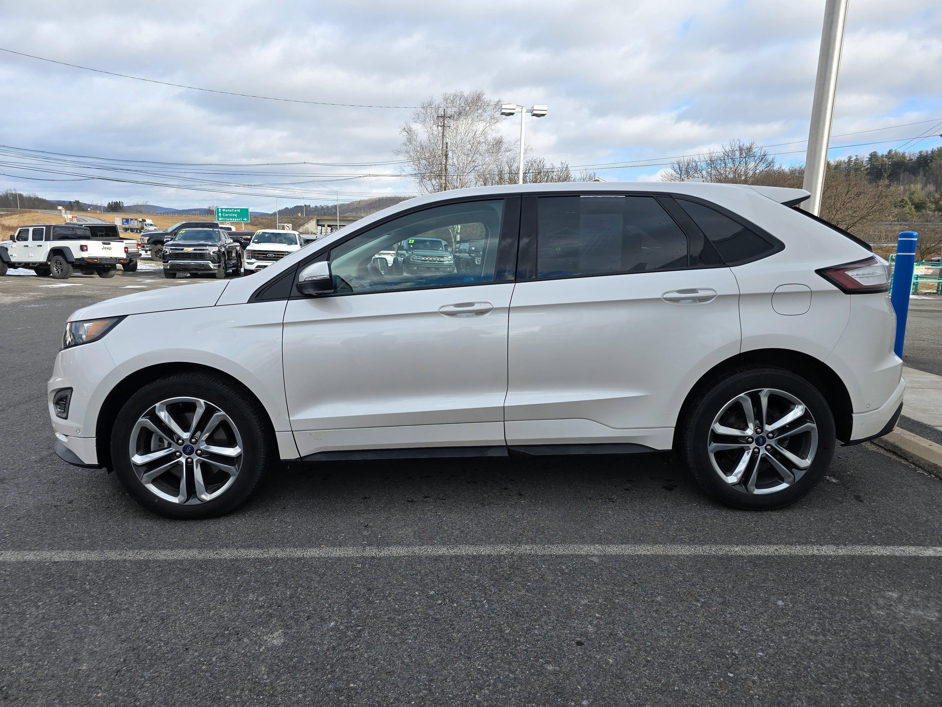Used 2018 Ford Edge Sport w/ Equipment Group 401A image 6