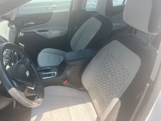 Used 2020 Chevrolet Equinox LS w/ LPO, Floor Liner Package FWD image 8