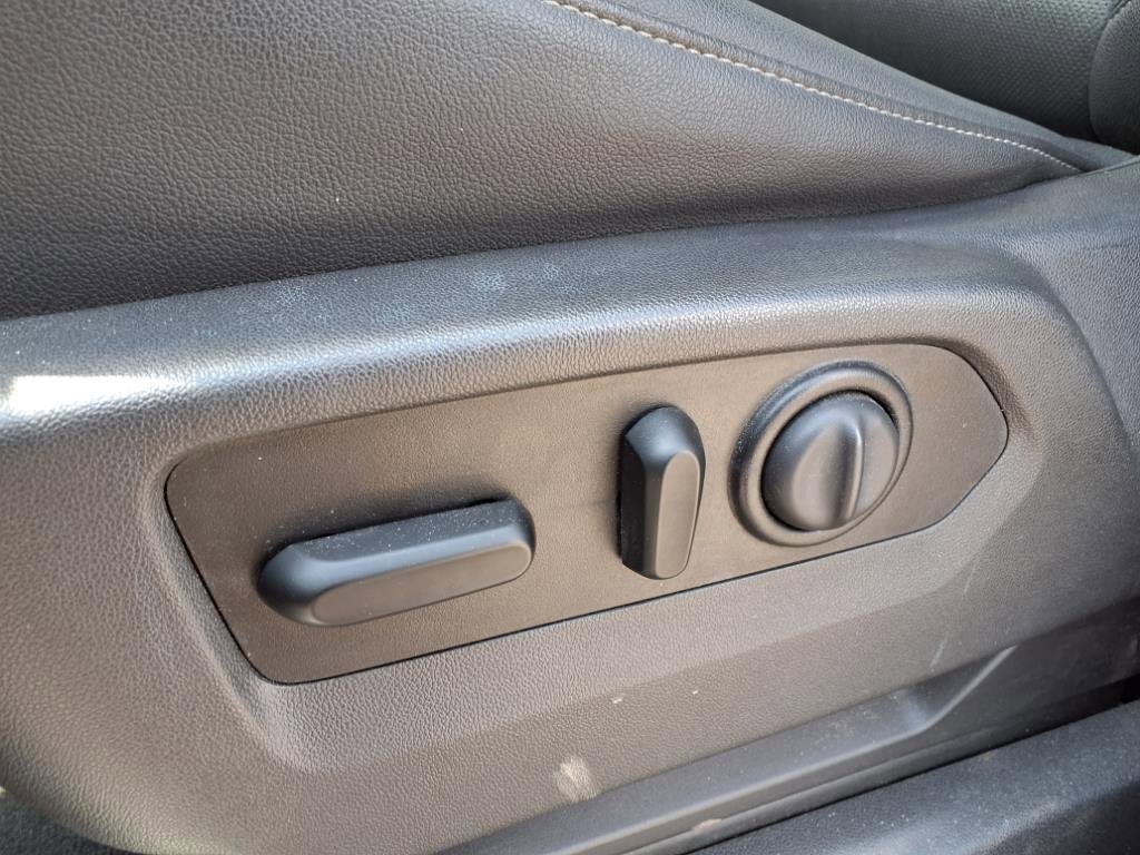 Used 2021 Chevrolet Silverado 1500 LTZ w/ LTZ Premium Package image 17