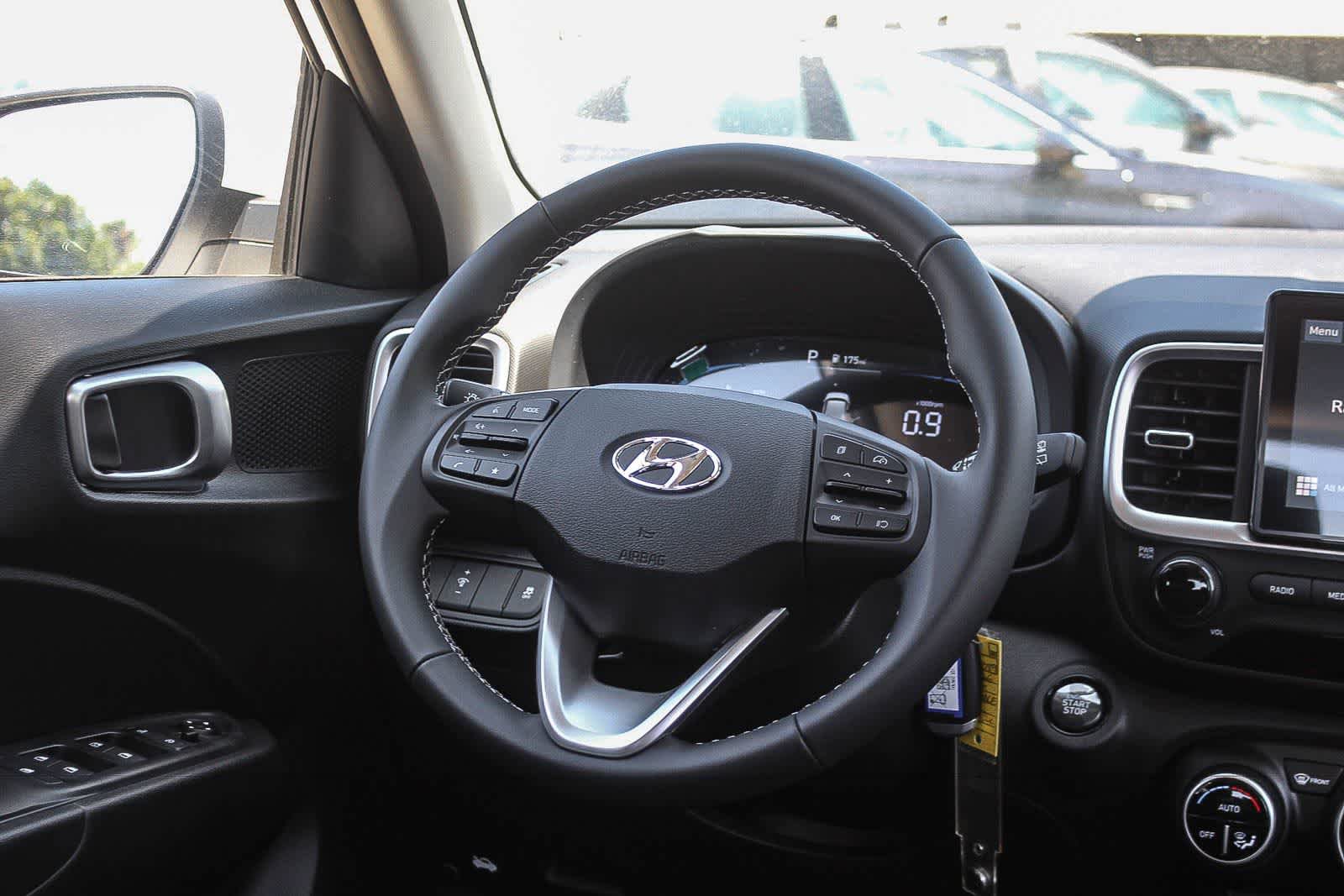 New 2026 Hyundai Venue SEL FWD image 22