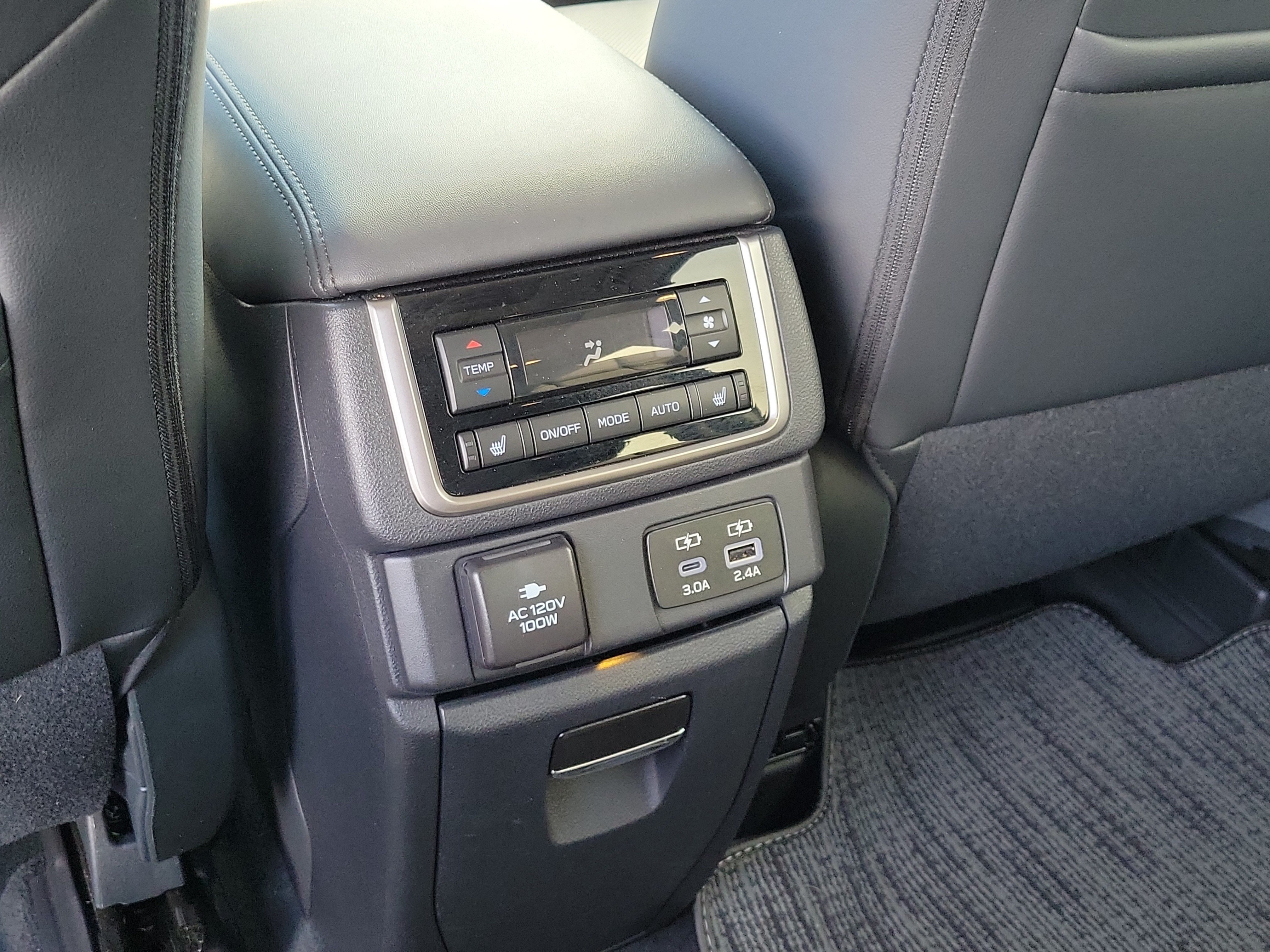 Certified 2025 Subaru Ascent Bronze Edition AWD/4WD image 15