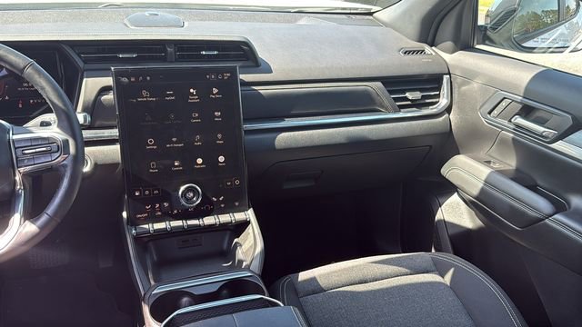 Used 2025 GMC Terrain Elevation image 28