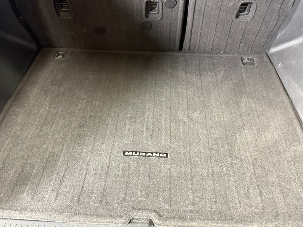 Used 2025 Nissan Murano SV FWD image 32