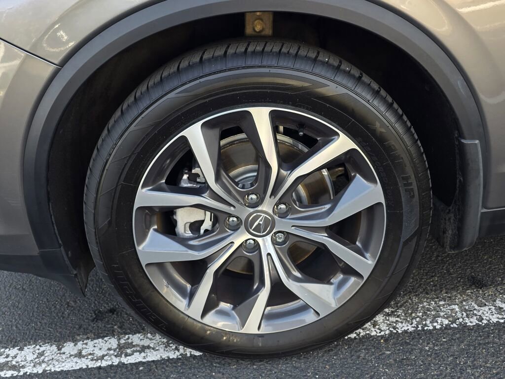 Used 2022 Acura MDX SH-AWD w/ Technology Package image 9