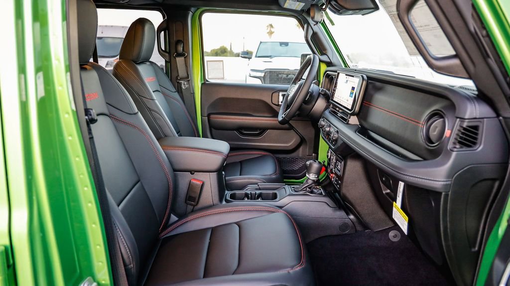 New 2025 Jeep Wrangler Unlimited Rubicon image 18