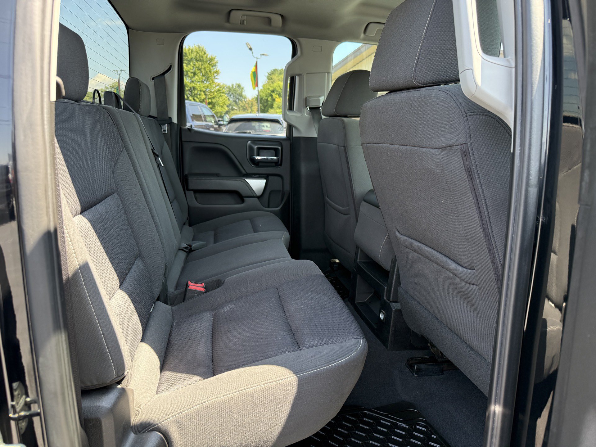 Used 2019 Chevrolet Silverado 1500 LT w/ All Star Edition AWD/4WD image 22