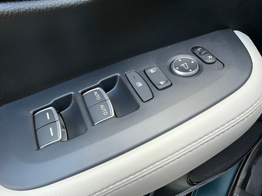 New 2027 Honda HR-V EX-L image 17