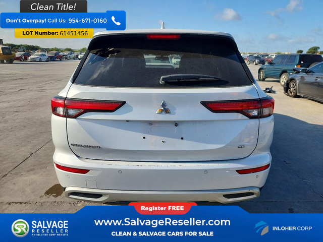 Used 2024 Mitsubishi Outlander SE FWD image 8