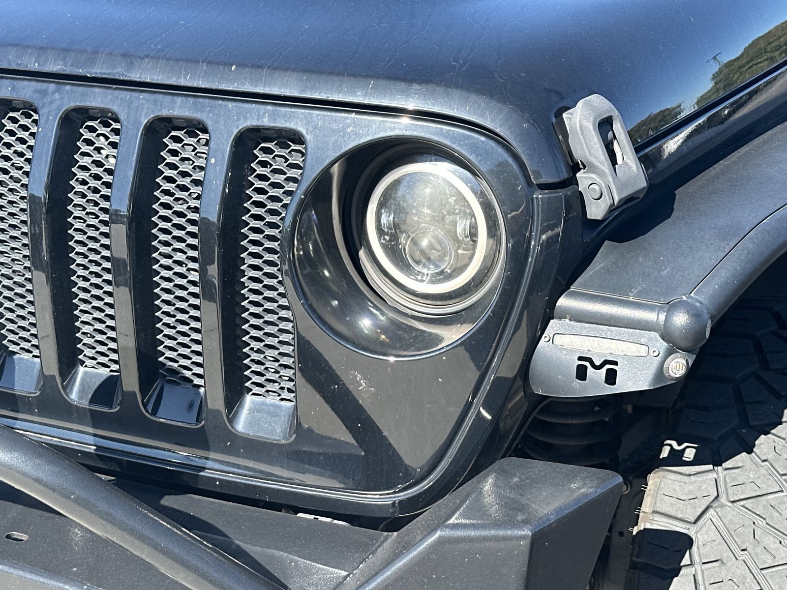 Used 2020 Jeep Wrangler Sport AWD/4WD image 11