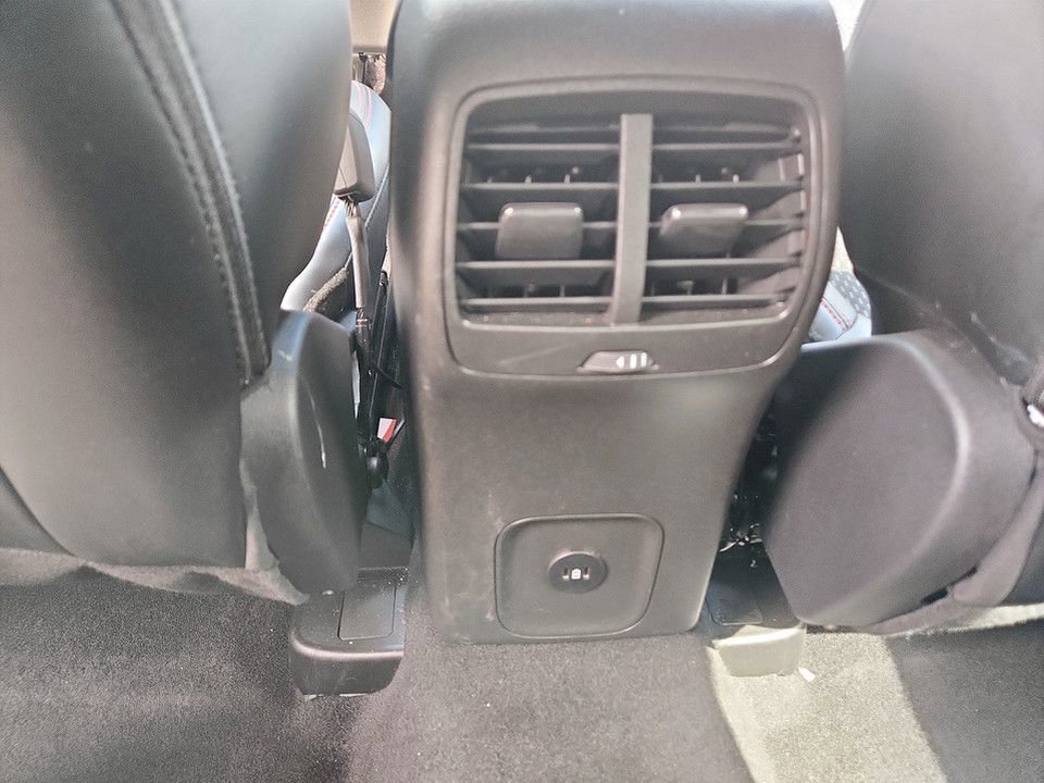 Used 2025 Ford Escape ST-Line AWD/4WD image 30