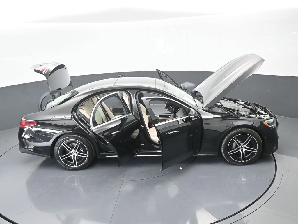 Used 2025 Mercedes-Benz E 350 4MATIC Sedan image 74