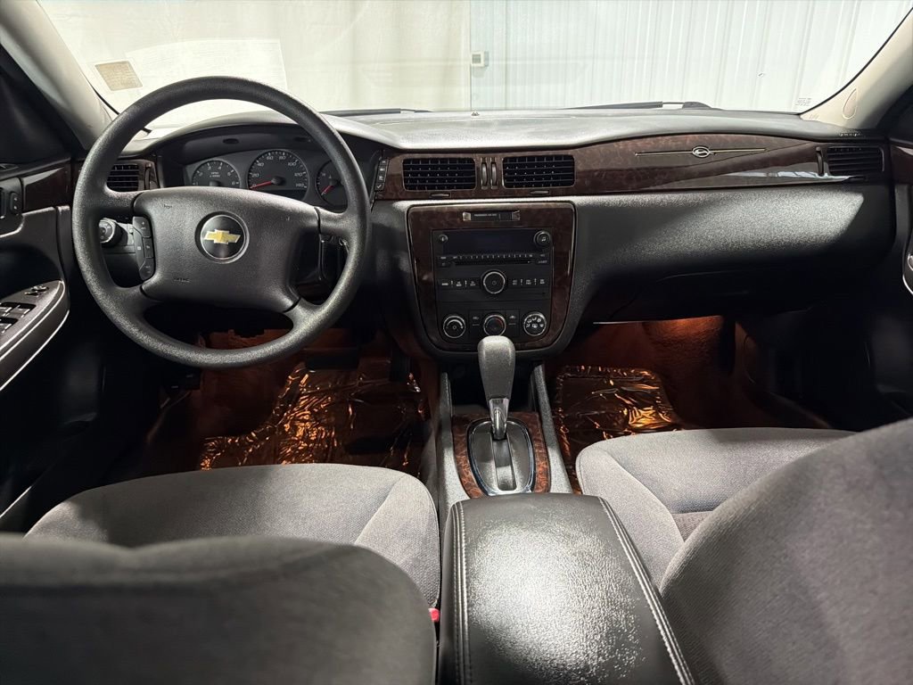 Used 2014 Chevrolet Impala Limited LS FWD image 3