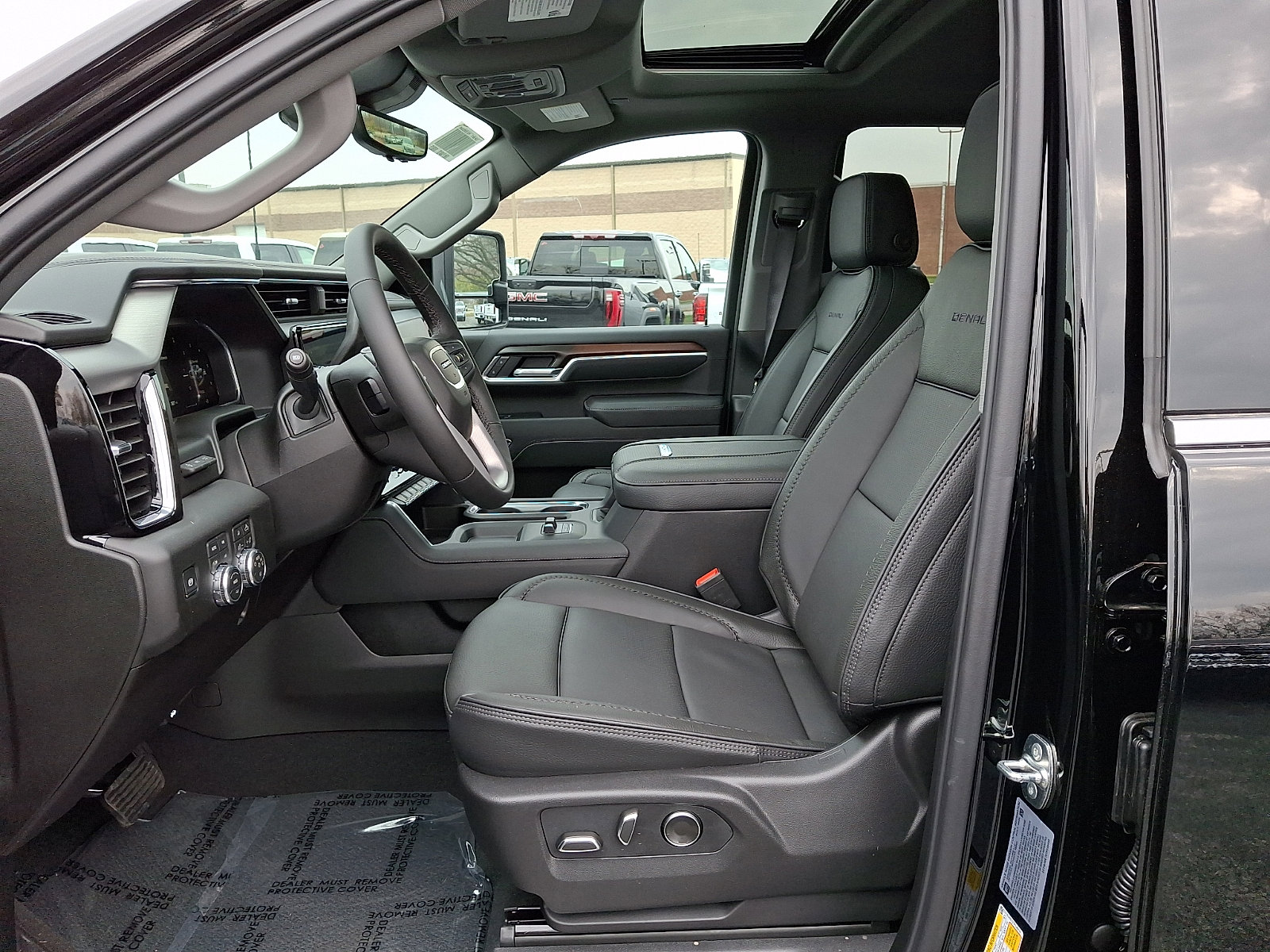 New 2026 GMC Sierra 3500 Denali w/ Denali Reserve Package image 14