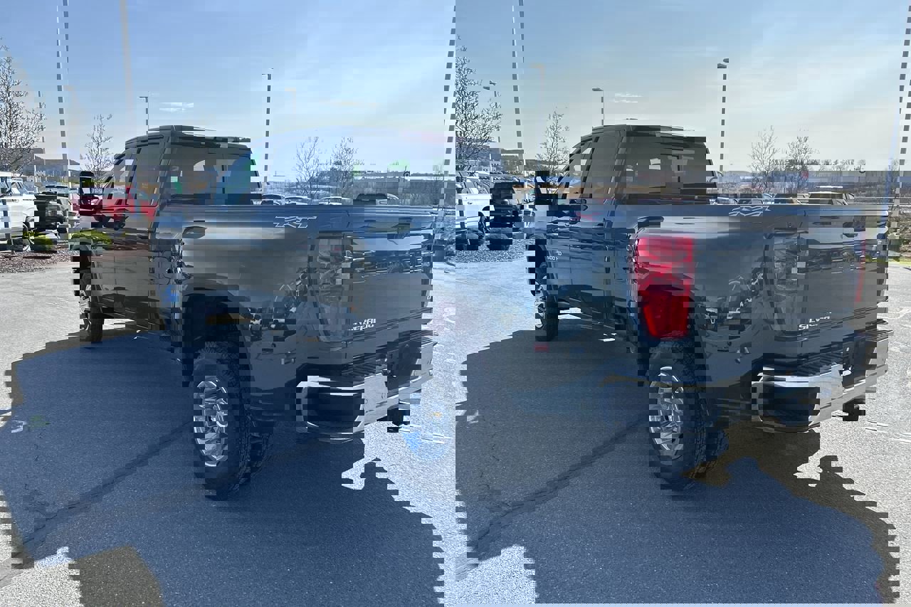 New 2025 Chevrolet Silverado 3500 LT w/ All Star Edition image 5