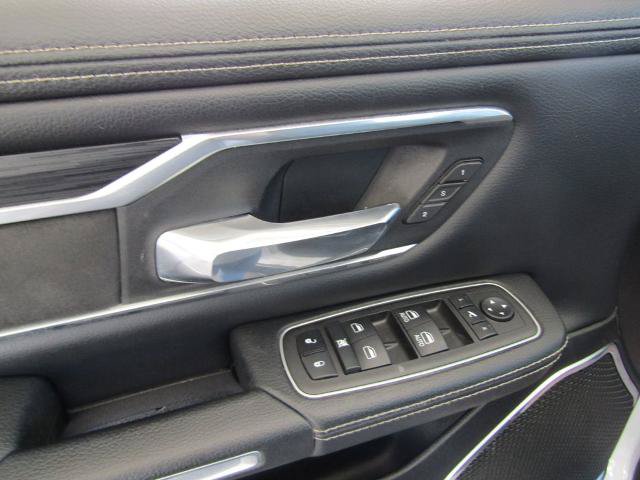 Used 2023 RAM 1500 Laramie AWD/4WD image 22