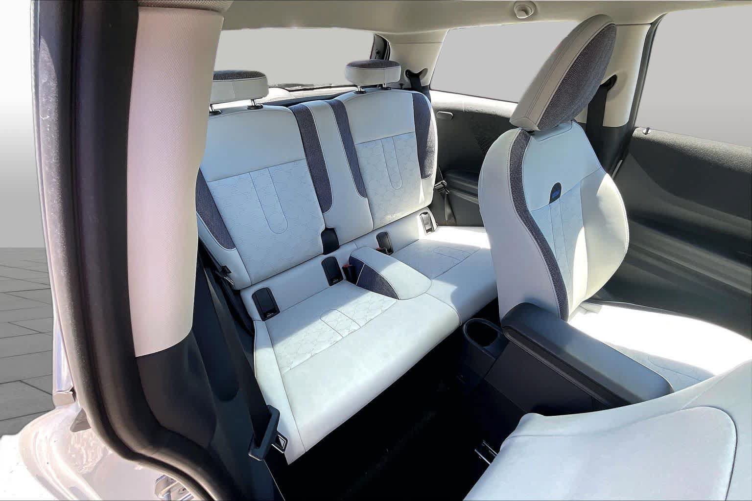 Used 2025 MINI Cooper S FWD image 18