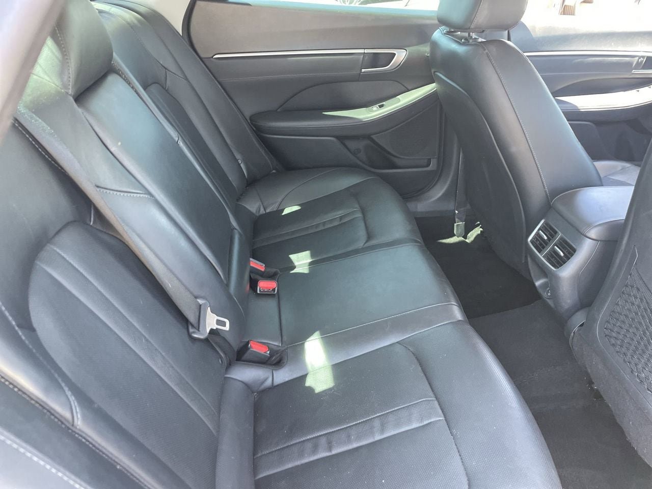 Used 2022 Hyundai Sonata Limited FWD image 12