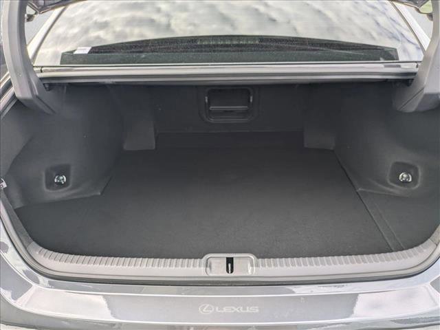 Used 2025 Lexus ES 300h w/ Premium Package image 18