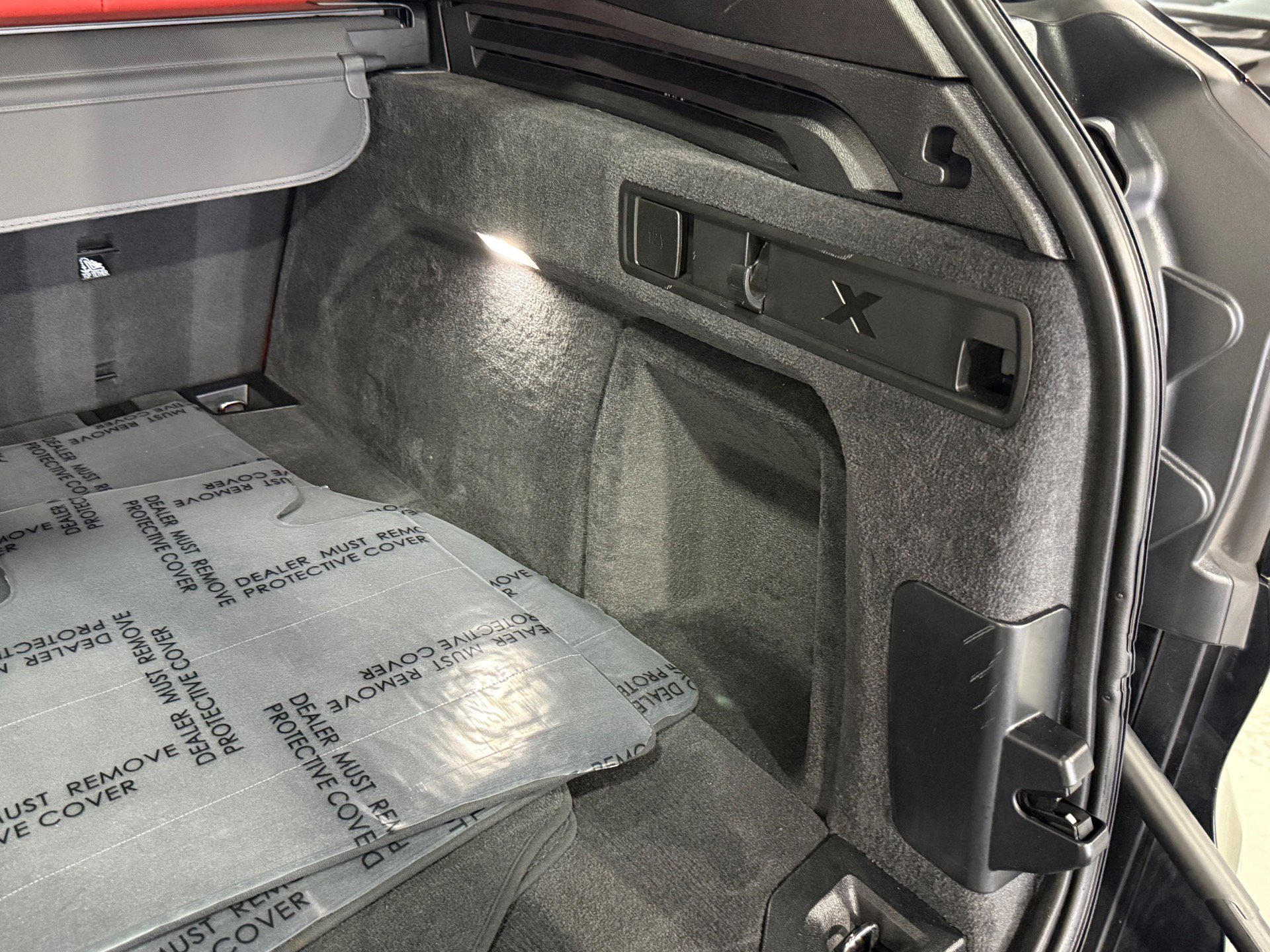 Used 2025 BMW X5 M Competition w/ Executive Package image 23