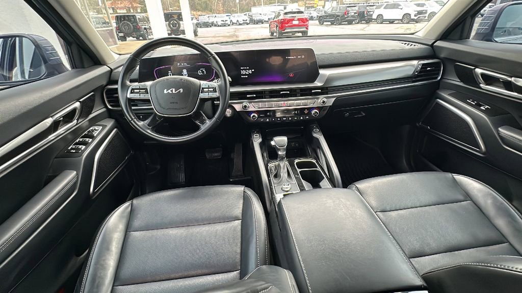 Used 2024 Kia Telluride S w/ S Sunroof Package image 17