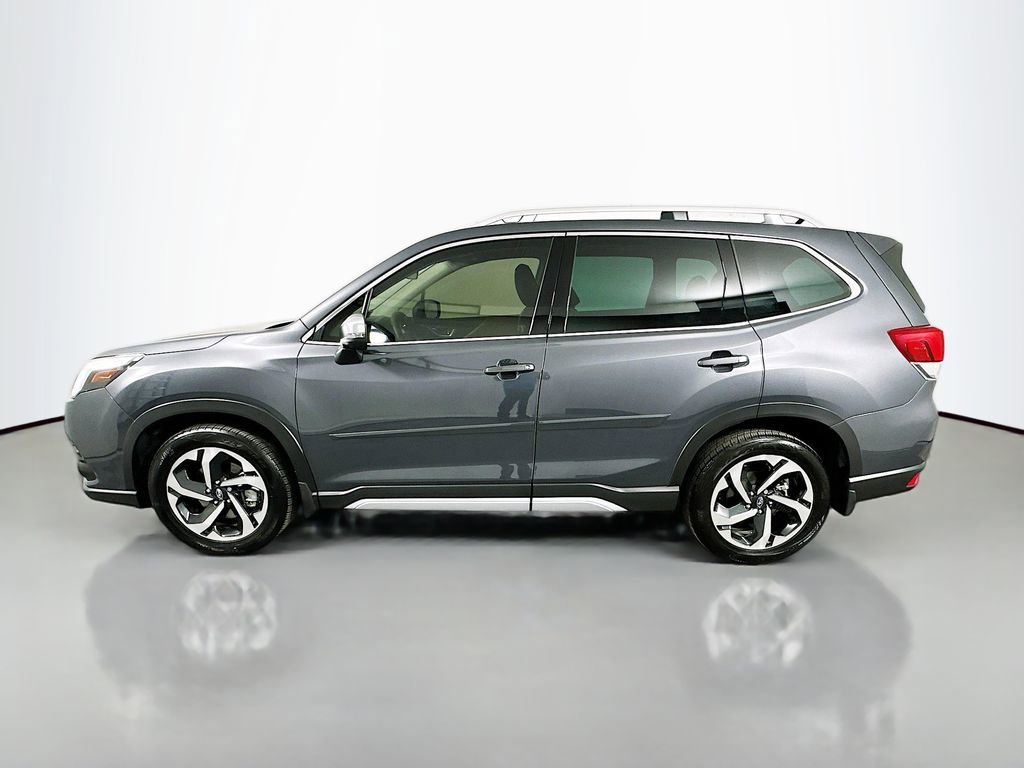 Used 2023 Subaru Forester Touring image 8