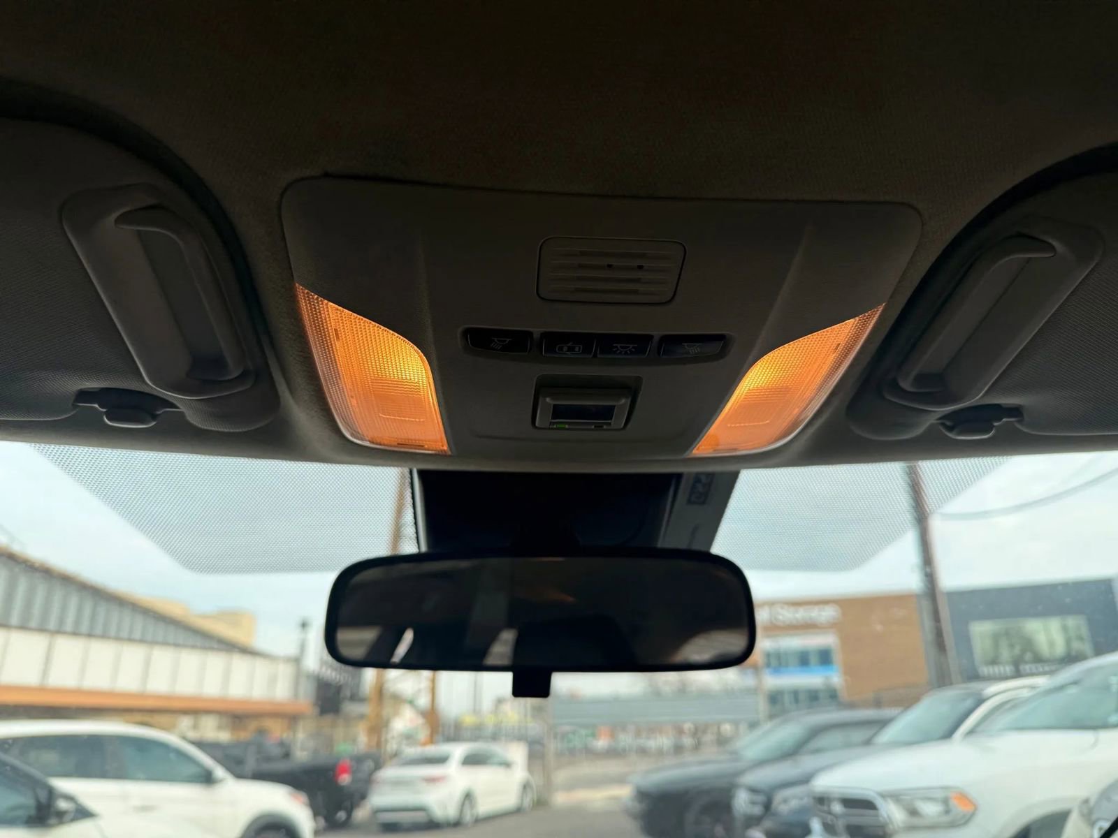 Used 2022 Toyota Corolla LE image 25