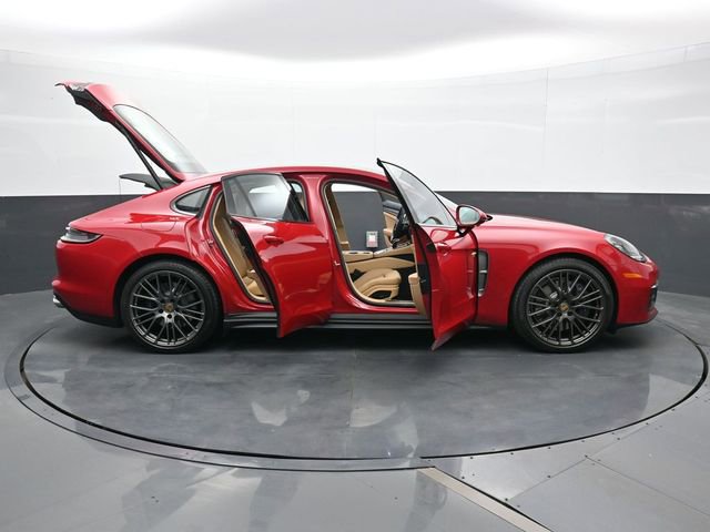 Certified 2023 Porsche Panamera 4 image 33