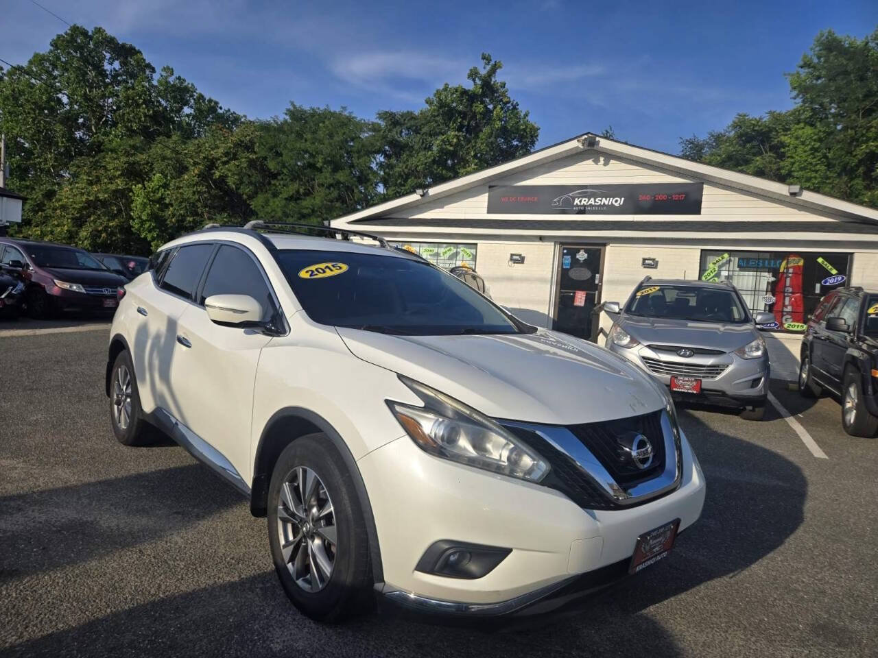 Used 2015 Nissan Murano SV AWD/4WD image 1
