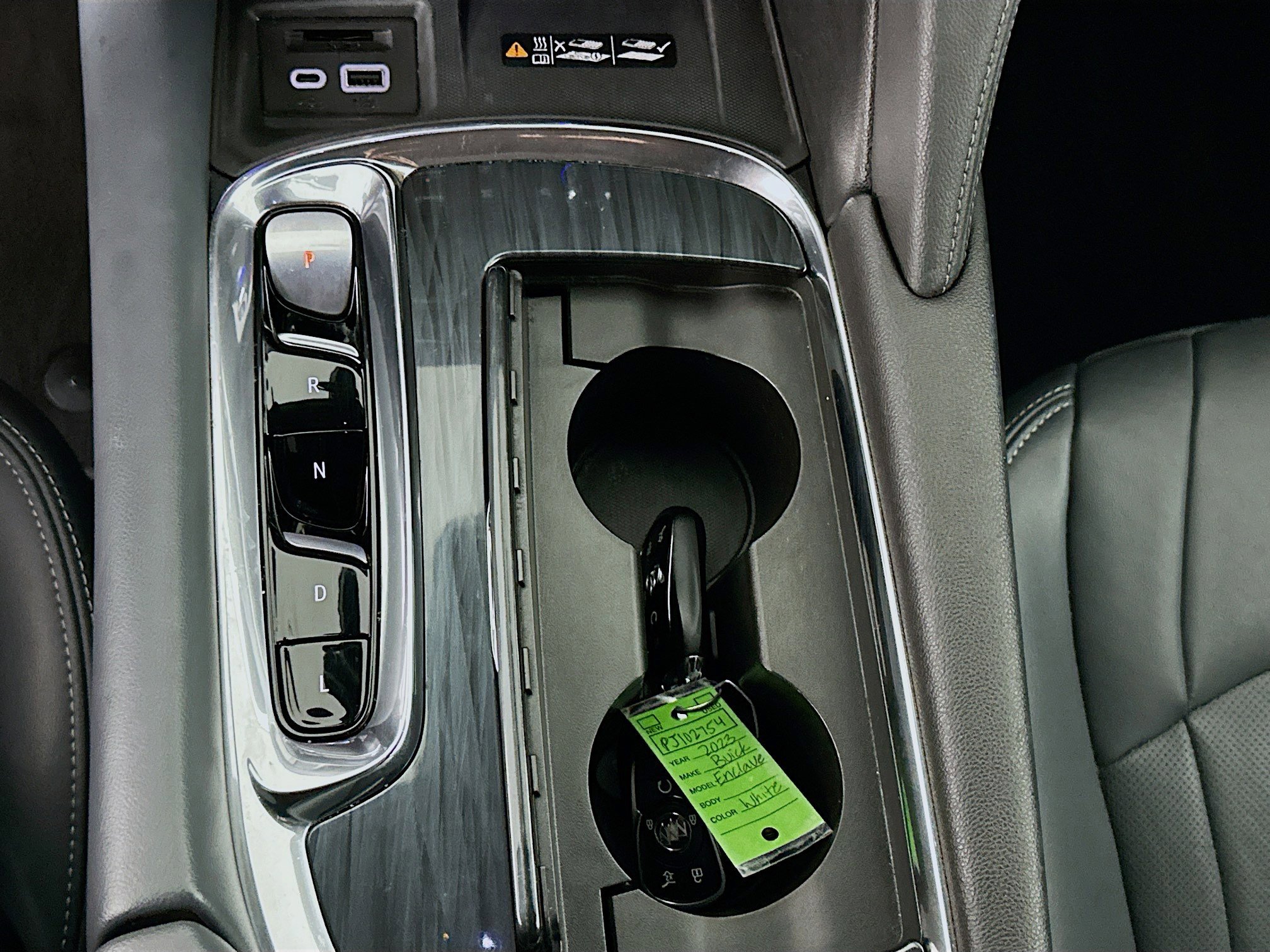 Used 2023 Buick Enclave Essence w/ LPO, Cargo Package image 24