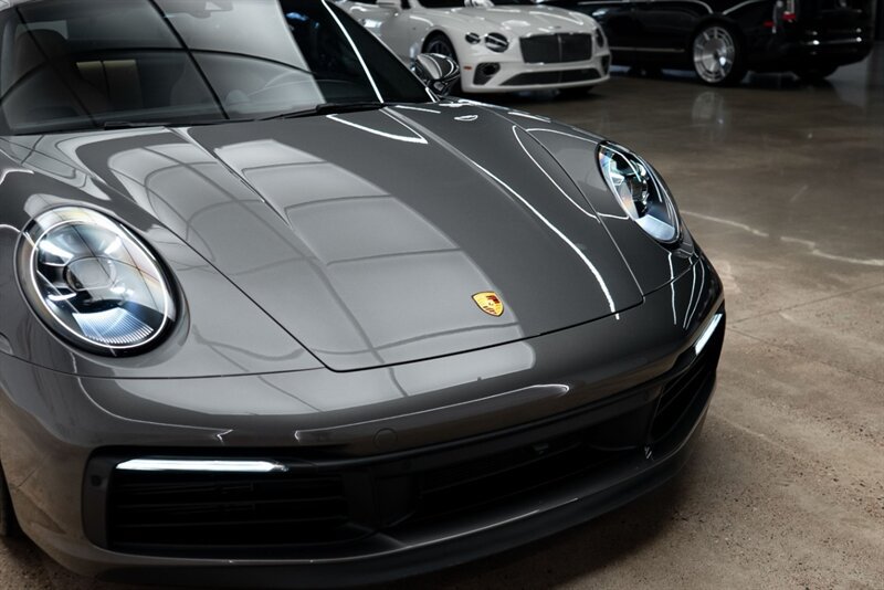 Used 2022 Porsche 911 Carrera 4S AWD/4WD image 19