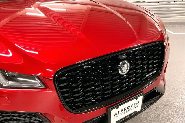 Certified 2025 Jaguar F-PACE R-Dynamic S AWD/4WD image 31