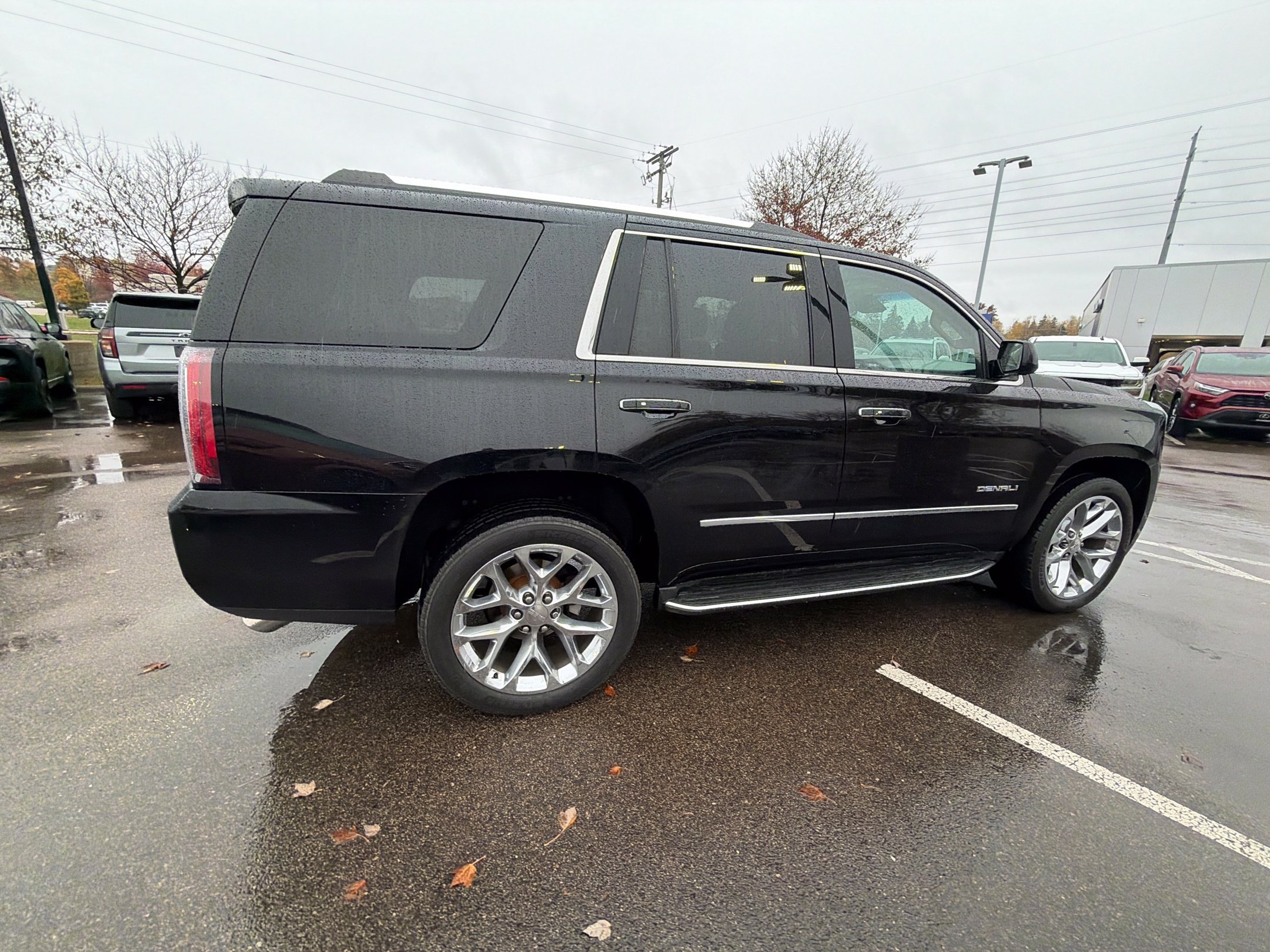 Used 2018 GMC Yukon Denali w/ Open Road Package AWD/4WD image 34