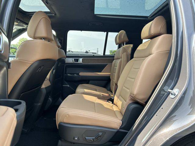 New 2027 Hyundai Santa Fe Calligraphy AWD/4WD image 5