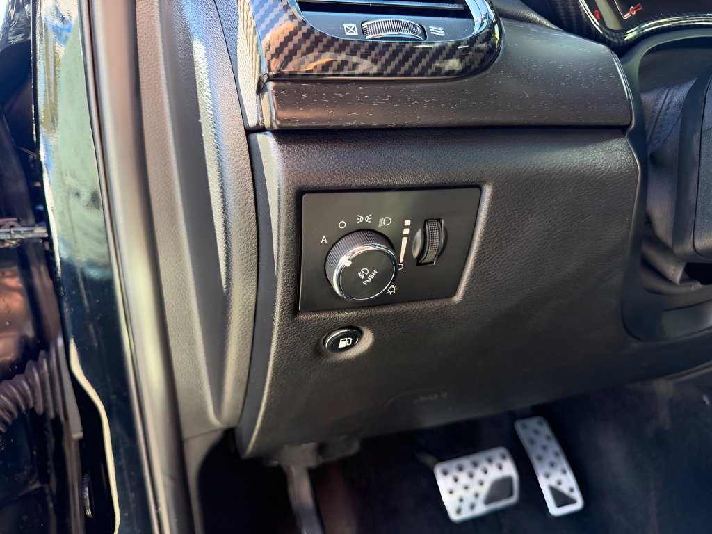 Used 2017 Jeep Grand Cherokee Laredo w/ Quick Order Package 23E AWD/4WD image 18