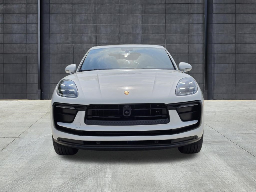 Certified 2024 Porsche Macan Turbo AWD/4WD image 9