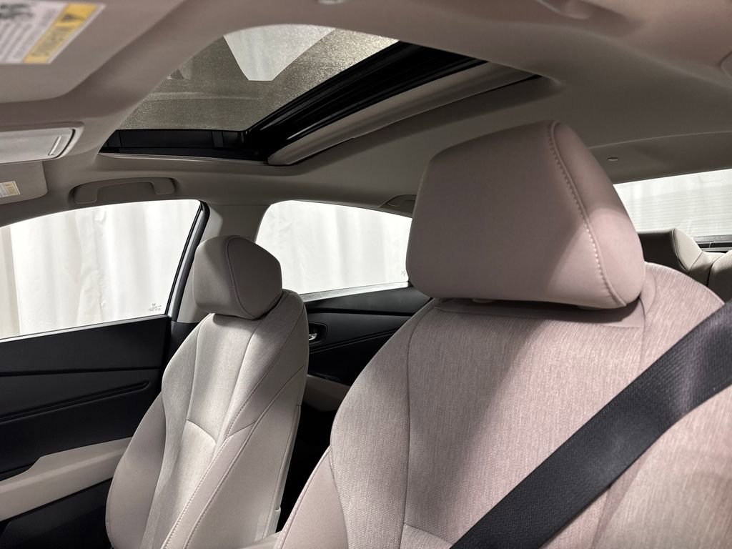 Certified 2024 Honda Accord EX image 24