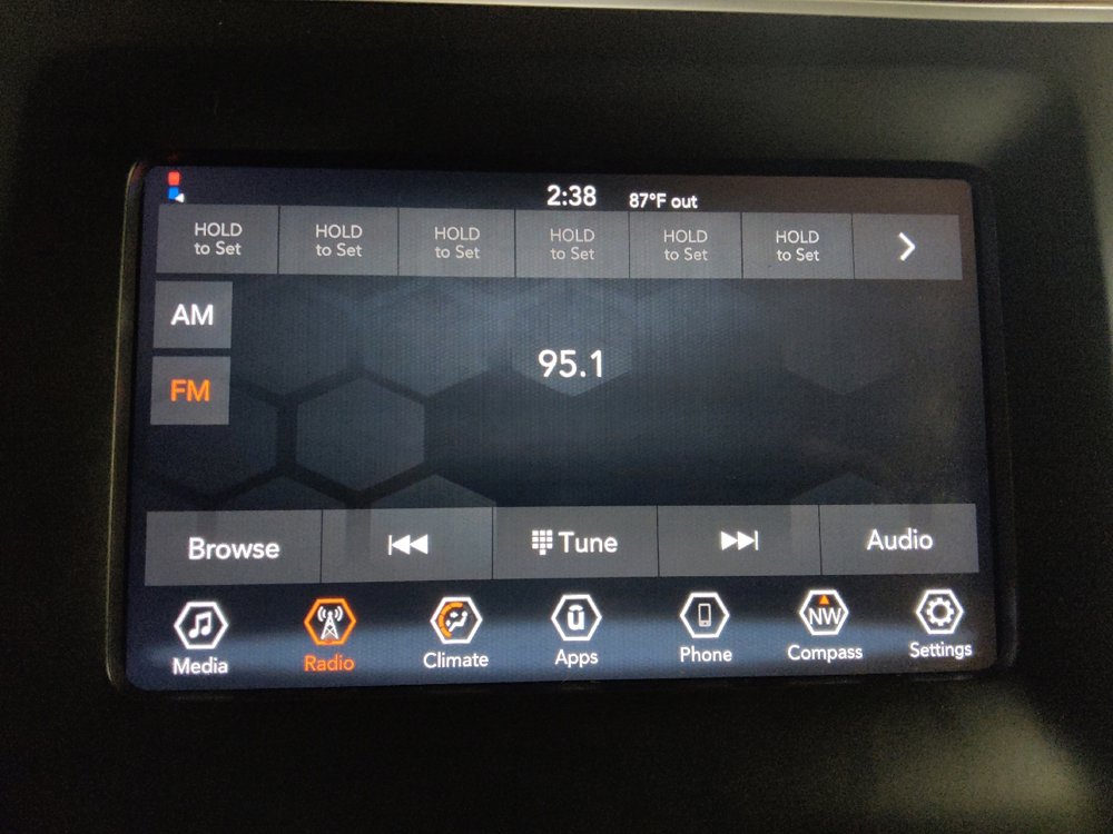Used 2020 Jeep Cherokee Latitude image 25