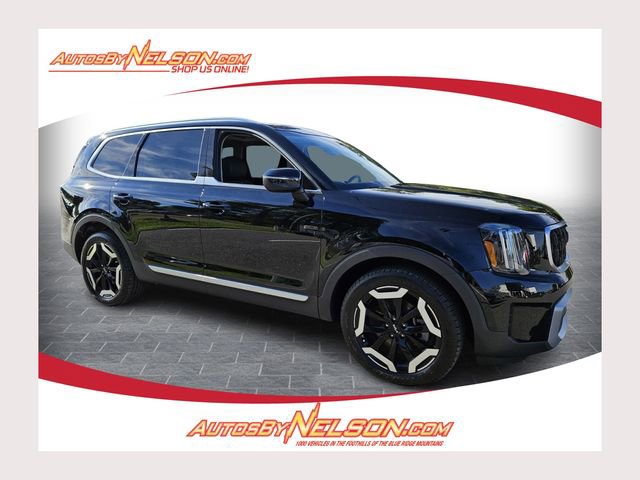Used 2023 Kia Telluride EX w/ EX Captain's Chair Package