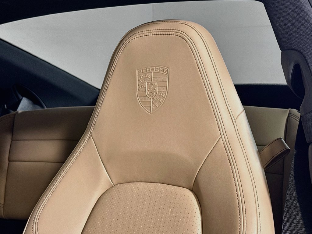 Certified 2024 Porsche 911 Carrera GTS RWD image 25