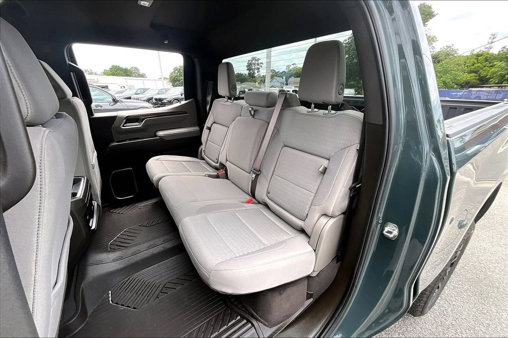 Used 2025 Chevrolet Silverado 1500 LT Trail Boss AWD/4WD image 18
