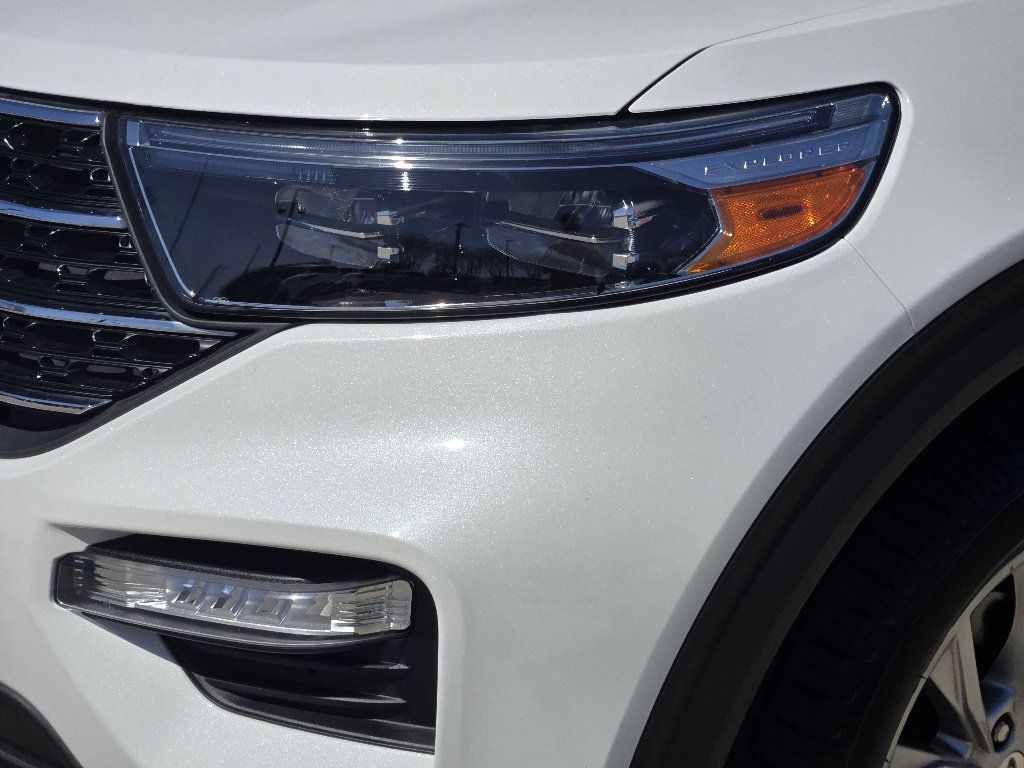 Used 2021 Ford Explorer XLT w/ Equipment Group 202A image 15