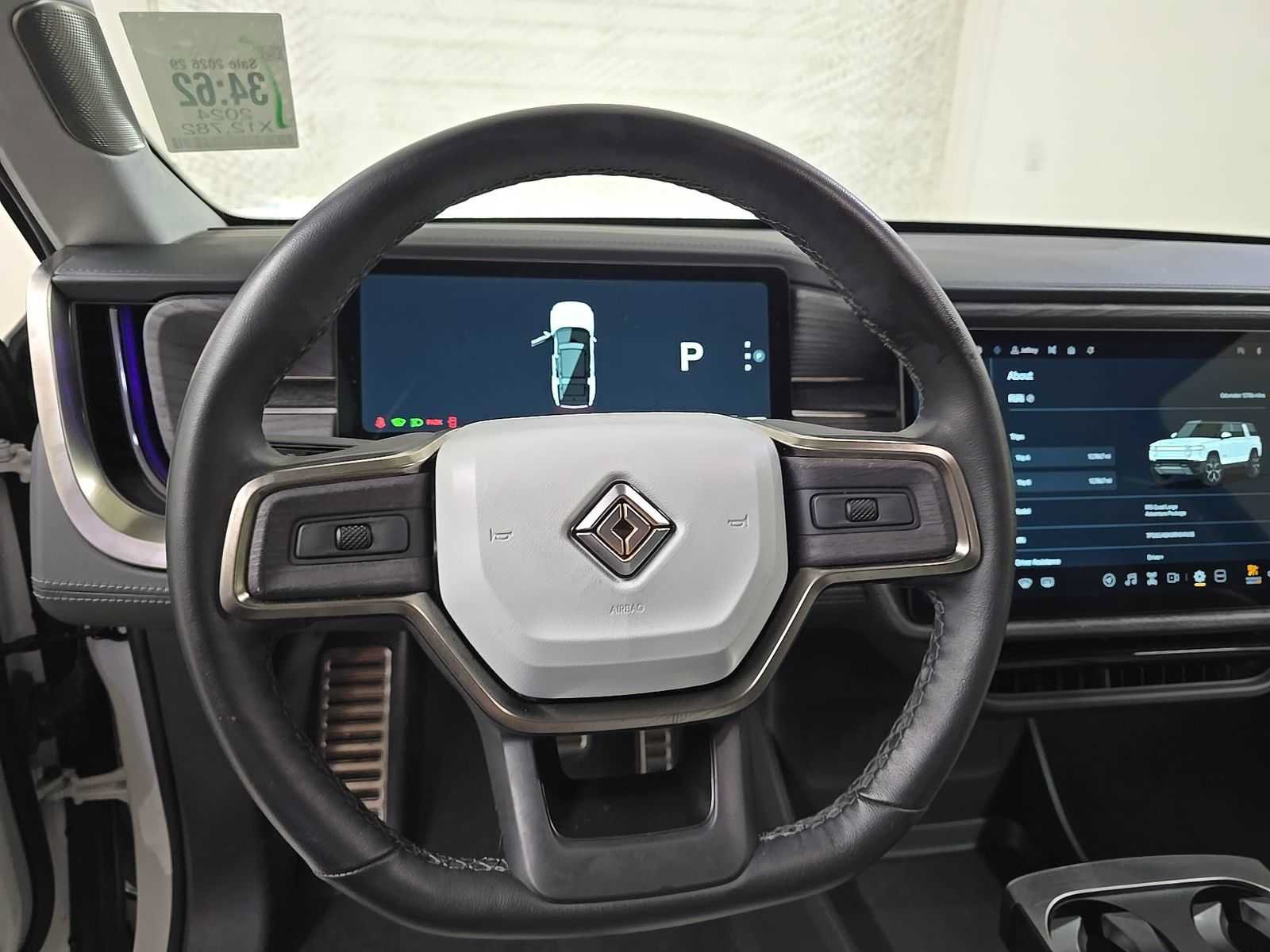 Used 2024 Rivian R1S Adventure AWD/4WD image 9