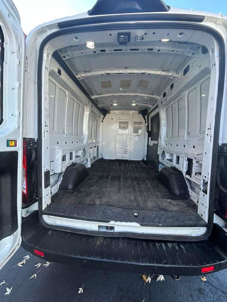 Used 2019 Ford Transit 250 148 Medium Roof image 19